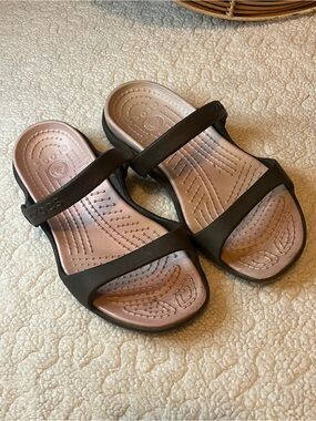 CROCS Women's Dual-Strap Slide Sandal in Black and Blush